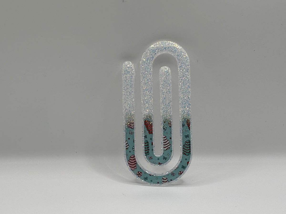 White Christmas Cakes Paperclip