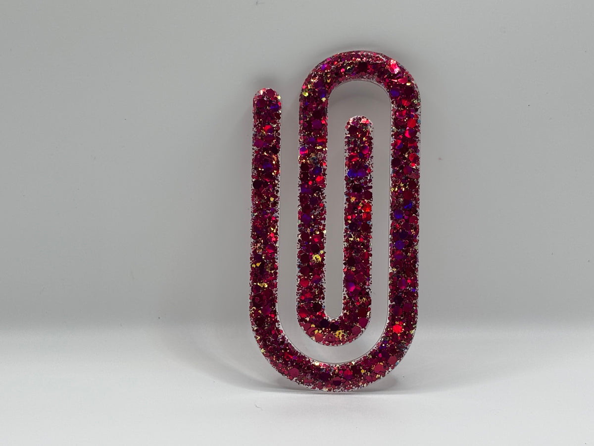 Magenta Paperclip